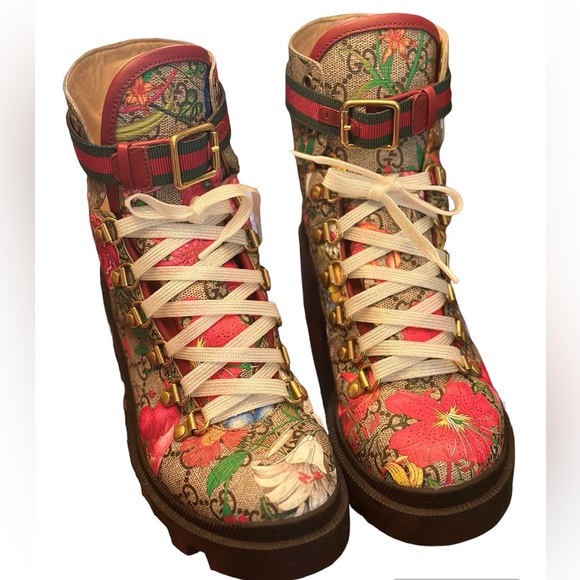 ❌SOLD❌GUCCI
GG Supreme Monogram Flora Lace Up Combat Ankle Boots 37 - Picture 4 of 12
